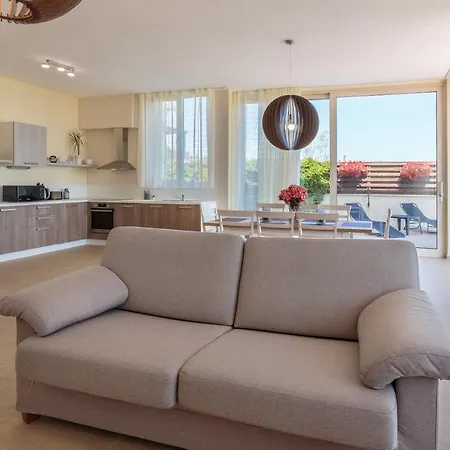 Coral Luxury * Лозенец